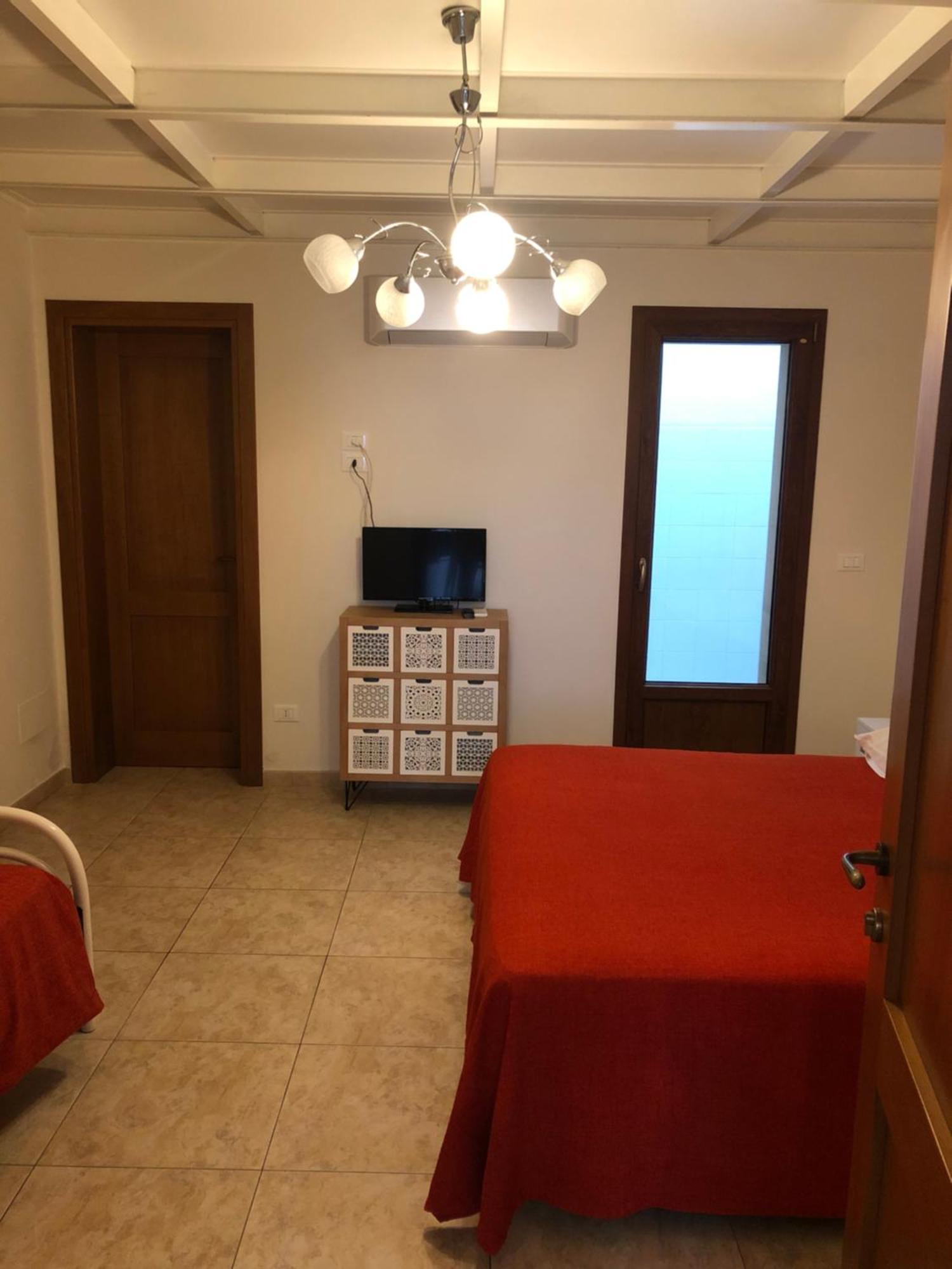 B&B Del Corso กัลลีโปลี ภายนอก รูปภาพ